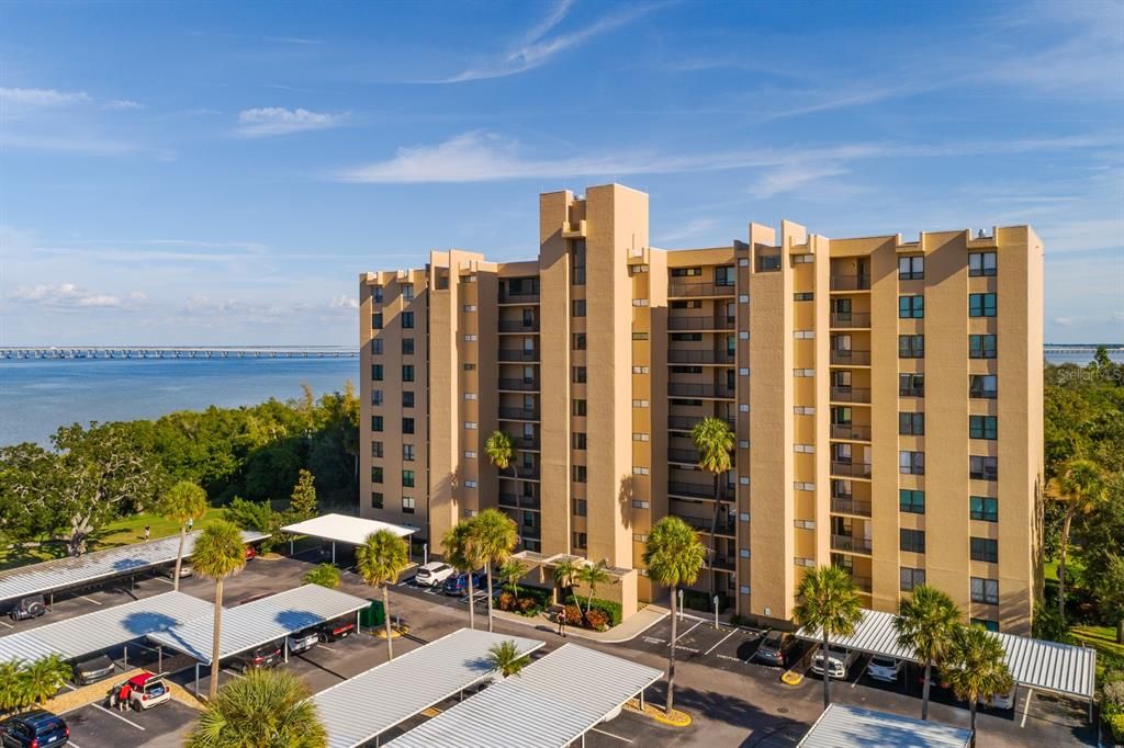 待售: $135,000 (2 贝兹, 2 浴室, 1050 平方英尺)