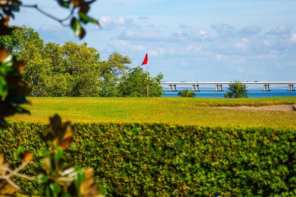 待售: $135,000 (2 贝兹, 2 浴室, 1050 平方英尺)