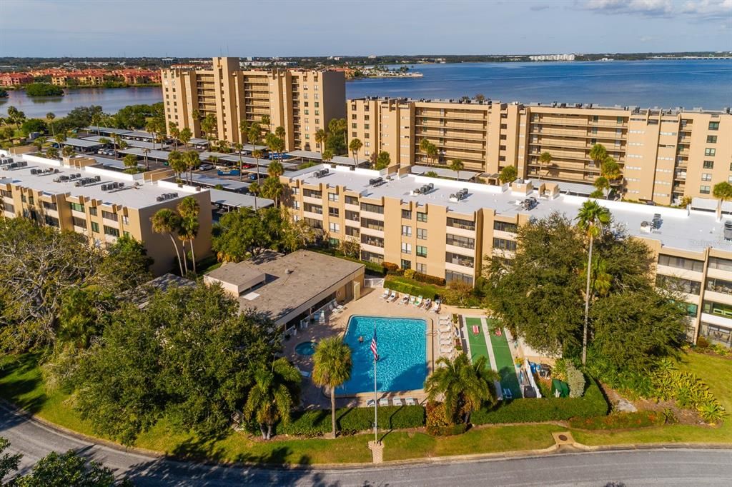 待售: $135,000 (2 贝兹, 2 浴室, 1050 平方英尺)