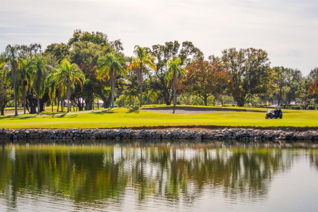 待售: $135,000 (2 贝兹, 2 浴室, 1050 平方英尺)