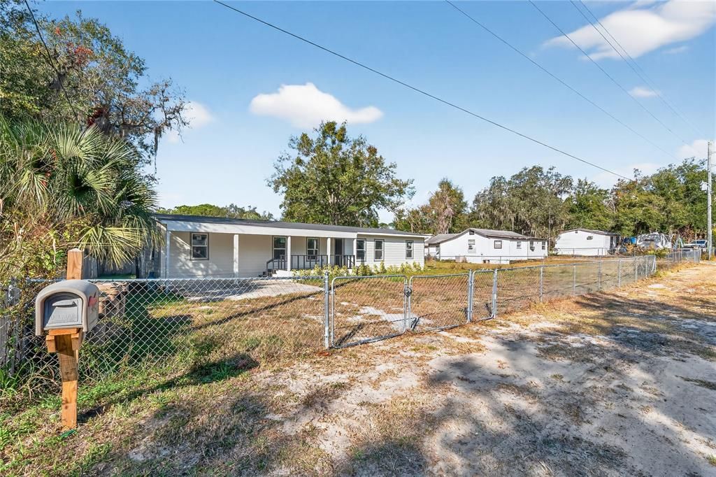 待售: $299,000 (5 贝兹, 2 浴室, 1776 平方英尺)