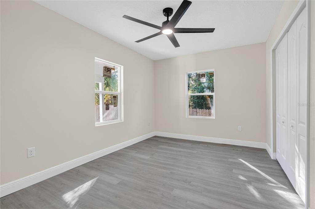 待售: $299,000 (5 贝兹, 2 浴室, 1776 平方英尺)