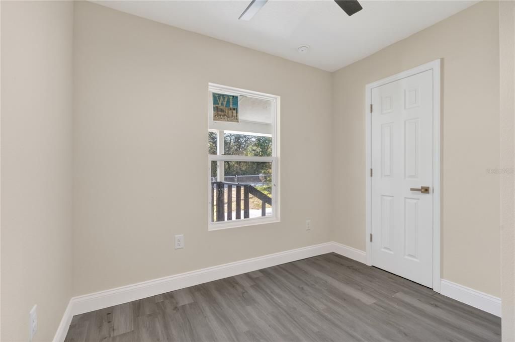 待售: $299,000 (5 贝兹, 2 浴室, 1776 平方英尺)