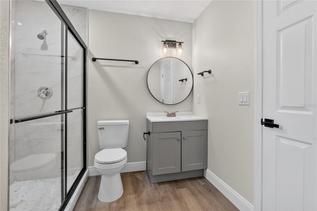 待售: $299,000 (5 贝兹, 2 浴室, 1776 平方英尺)