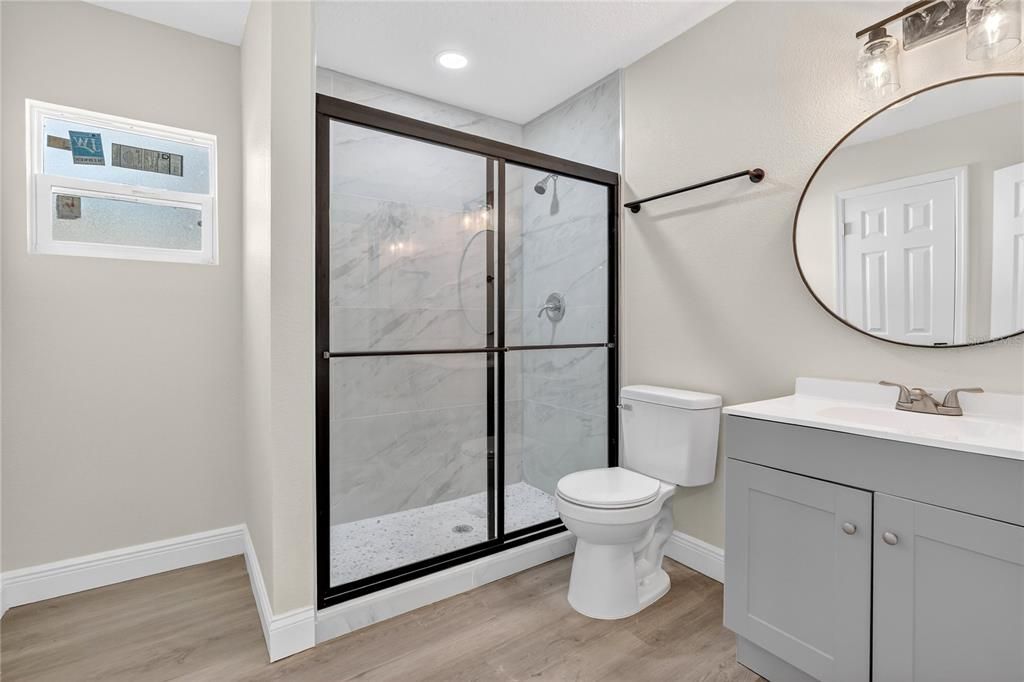 待售: $299,000 (5 贝兹, 2 浴室, 1776 平方英尺)