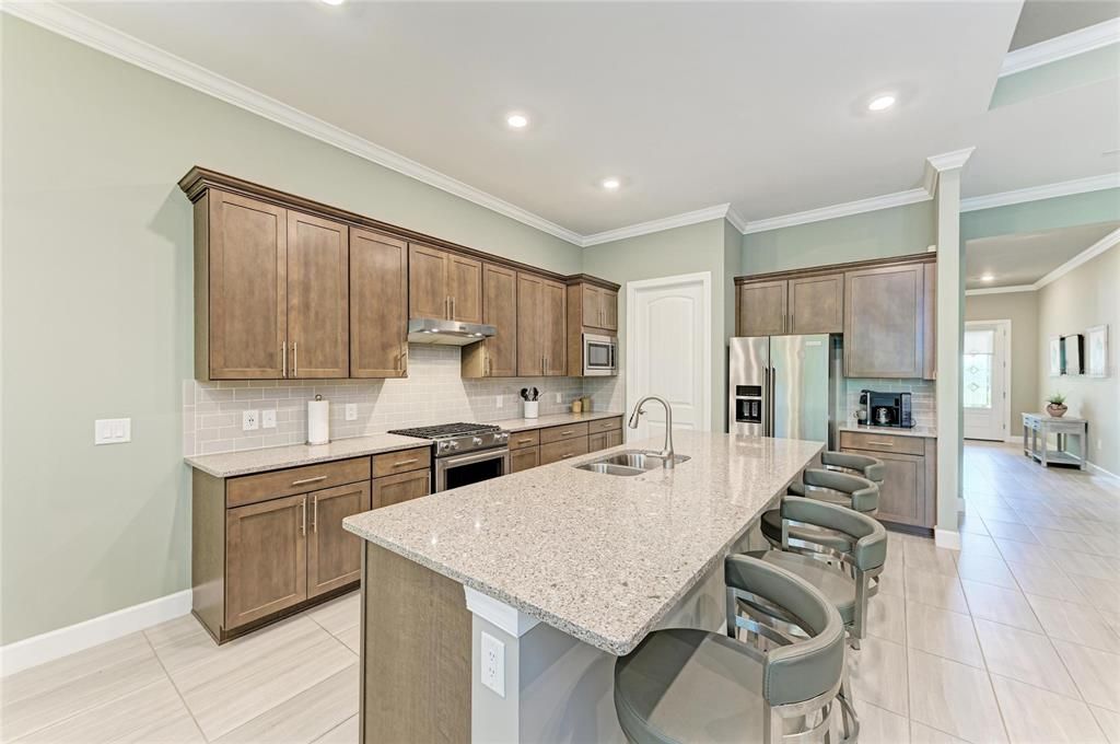 En Venta: $679,900 (2 camas, 2 baños, 2114 Pies cuadrados)