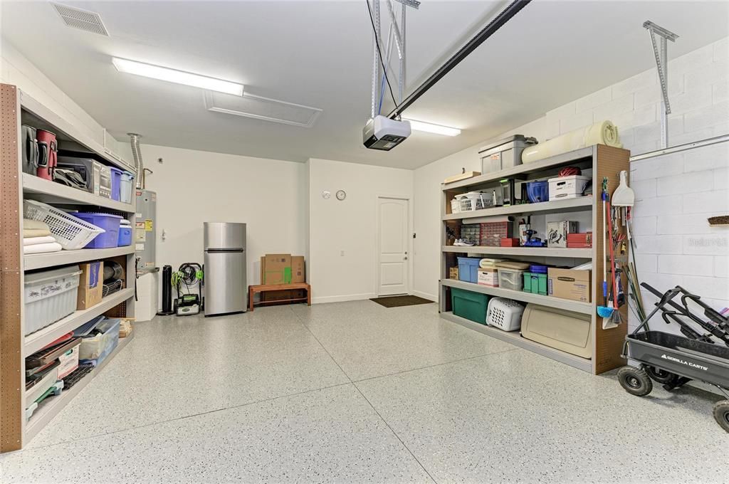 En Venta: $679,900 (2 camas, 2 baños, 2114 Pies cuadrados)