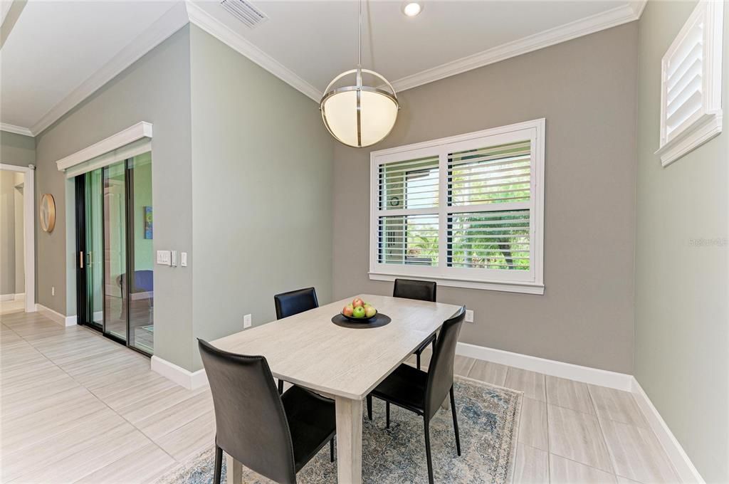 En Venta: $679,900 (2 camas, 2 baños, 2114 Pies cuadrados)