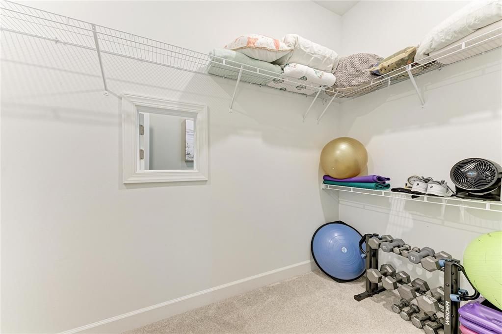 En Venta: $679,900 (2 camas, 2 baños, 2114 Pies cuadrados)