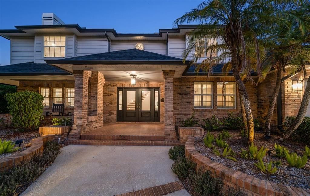 For Sale: $2,100,000 (4 beds, 3 baths, 3634 Square Feet)