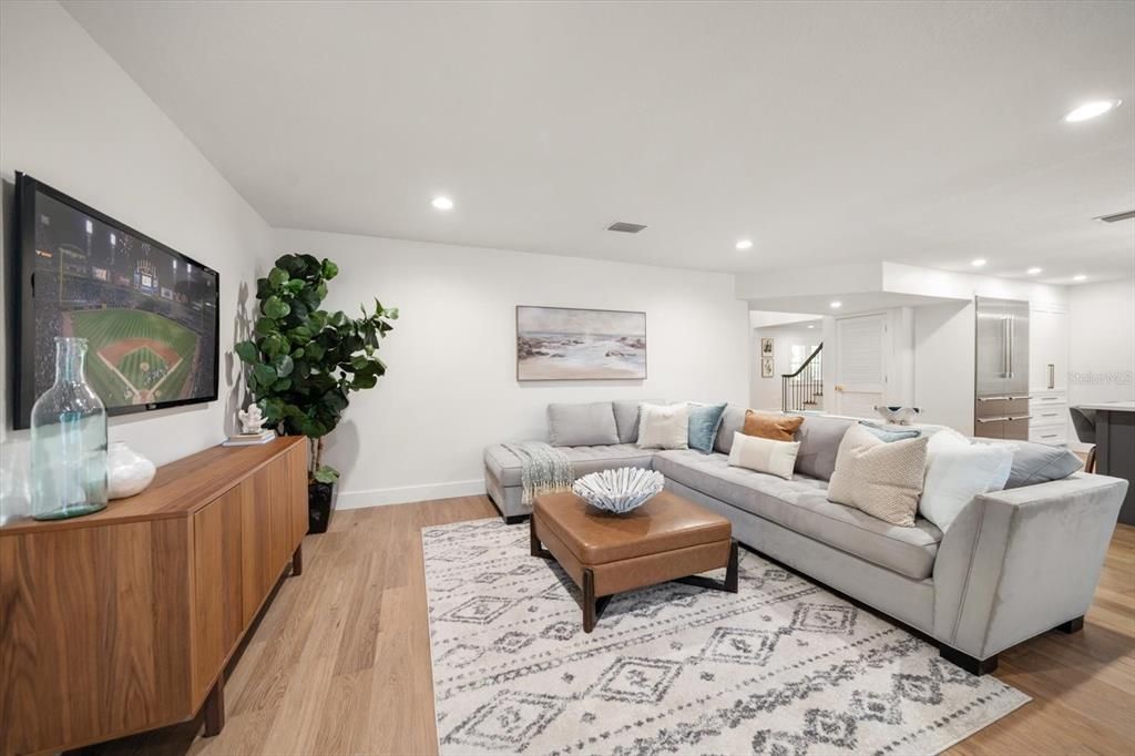 For Sale: $2,100,000 (4 beds, 3 baths, 3634 Square Feet)