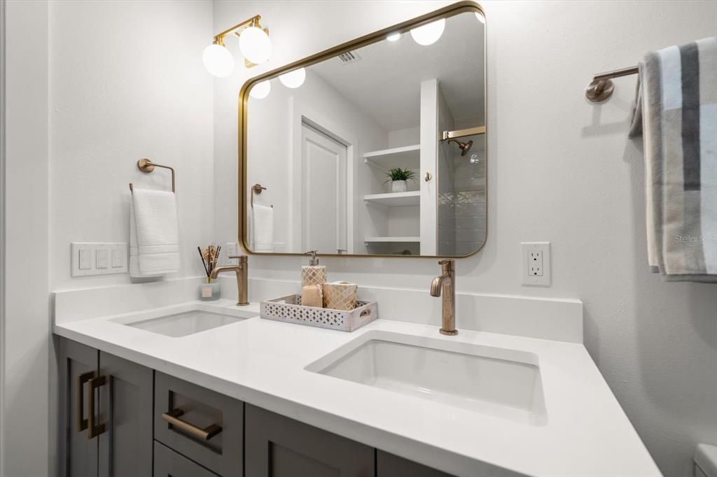 For Sale: $2,100,000 (4 beds, 3 baths, 3634 Square Feet)