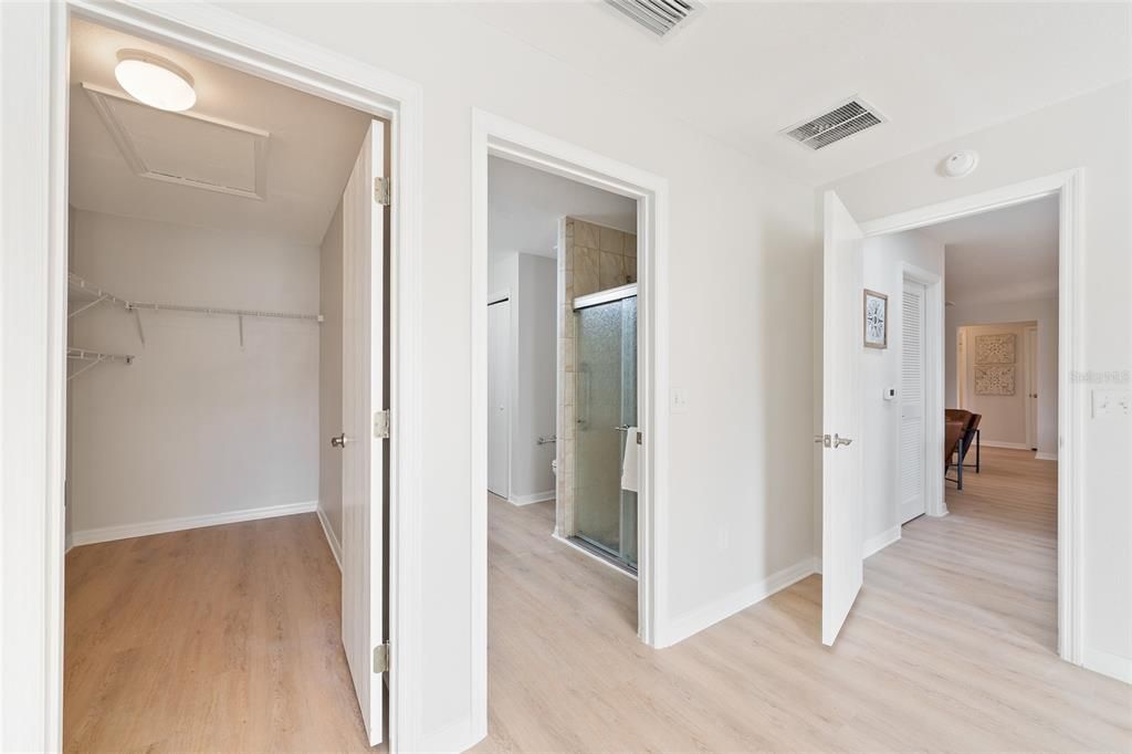 For Sale: $339,900 (3 beds, 2 baths, 1392 Square Feet)