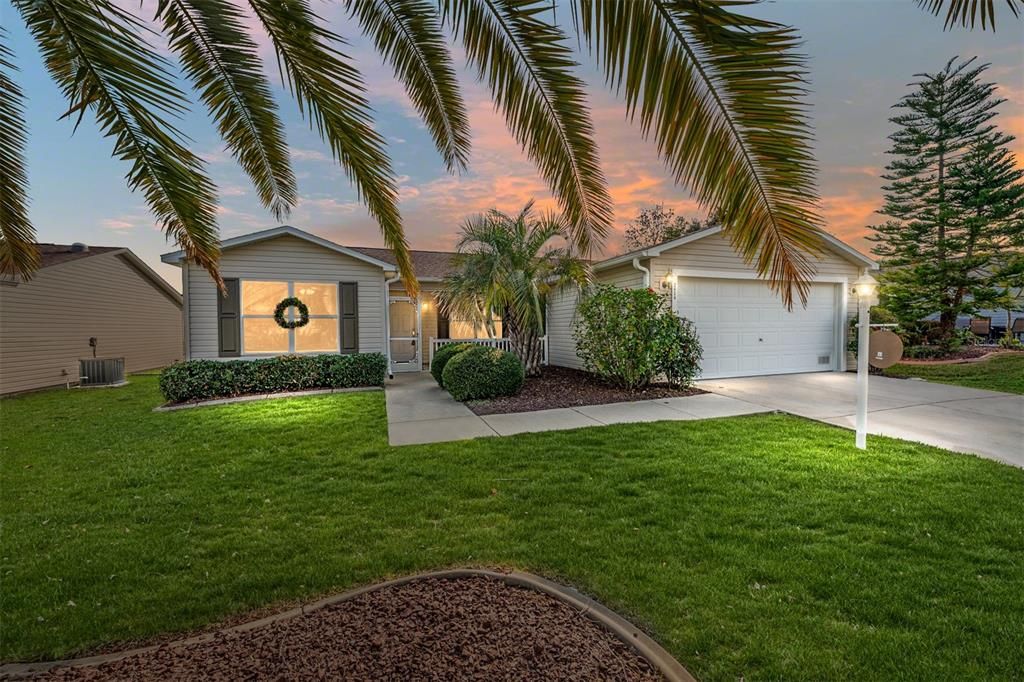 For Sale: $339,900 (3 beds, 2 baths, 1392 Square Feet)