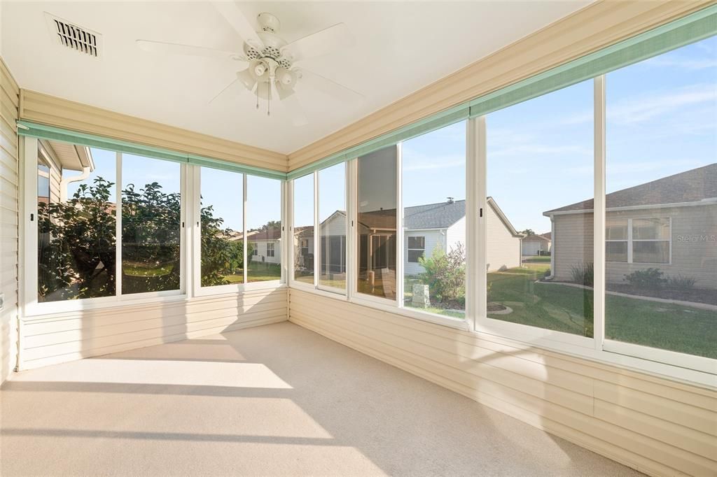 For Sale: $339,900 (3 beds, 2 baths, 1392 Square Feet)