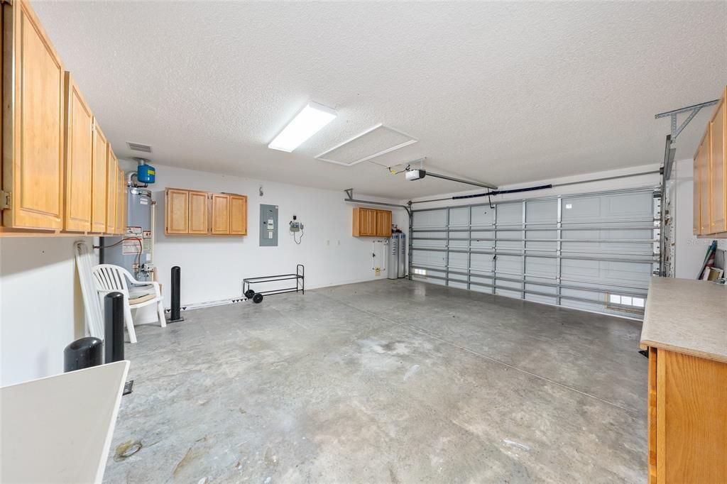 For Sale: $339,900 (3 beds, 2 baths, 1392 Square Feet)