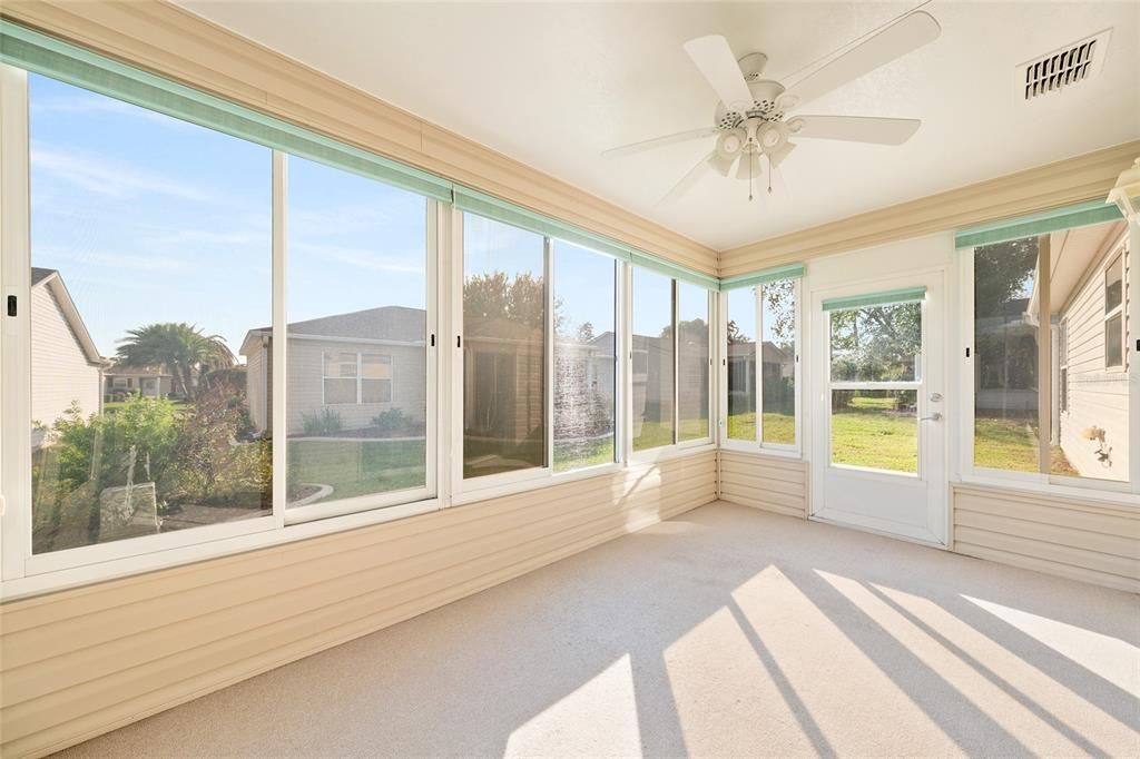 For Sale: $339,900 (3 beds, 2 baths, 1392 Square Feet)