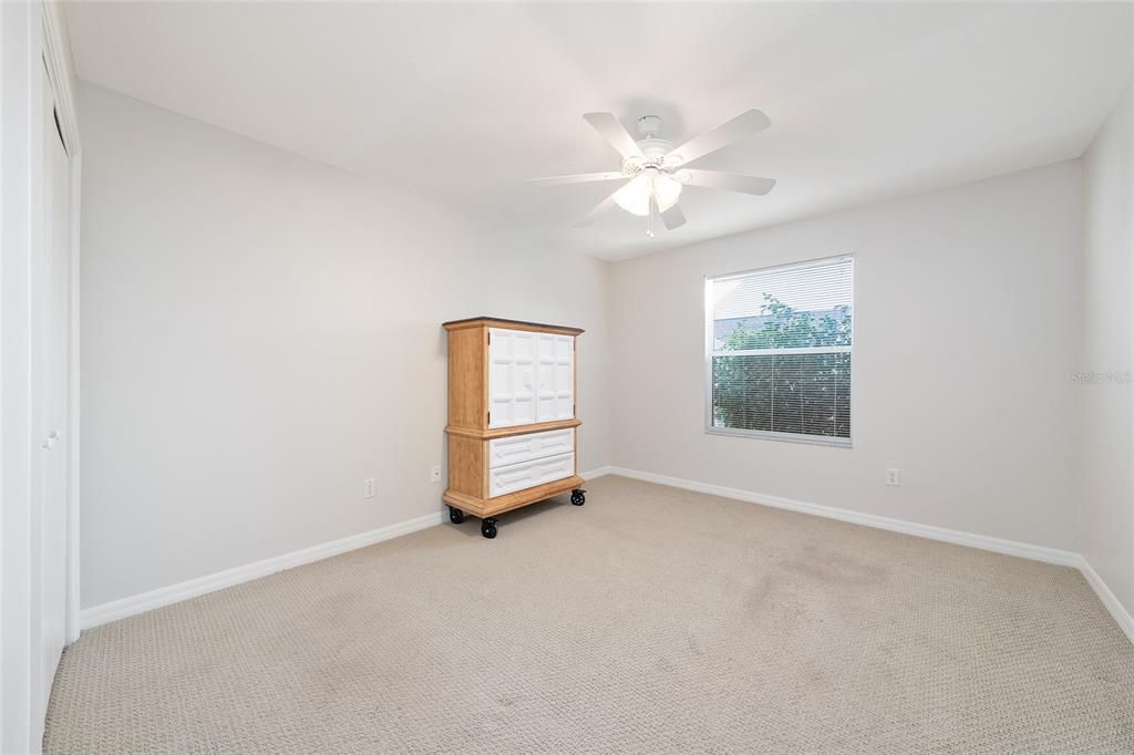 For Sale: $339,900 (3 beds, 2 baths, 1392 Square Feet)