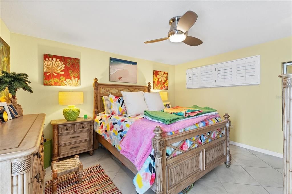 En Venta: $550,000 (2 camas, 2 baños, 1032 Pies cuadrados)