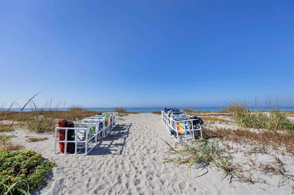 En Venta: $550,000 (2 camas, 2 baños, 1032 Pies cuadrados)