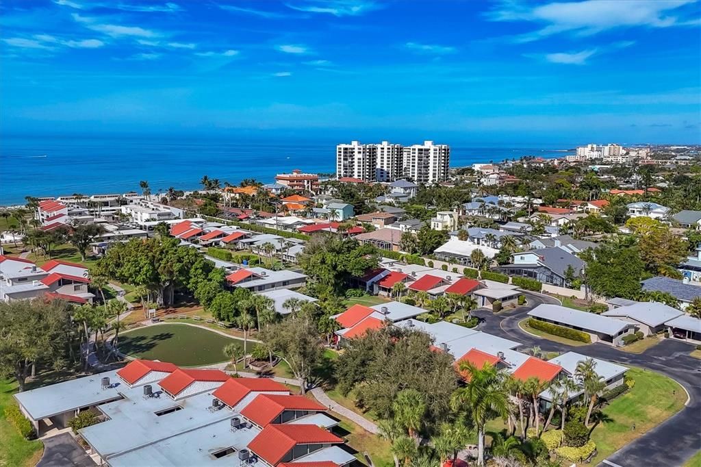 En Venta: $550,000 (2 camas, 2 baños, 1032 Pies cuadrados)