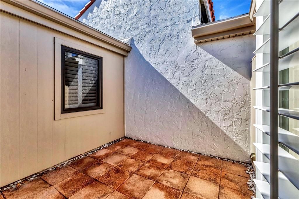 En Venta: $550,000 (2 camas, 2 baños, 1032 Pies cuadrados)