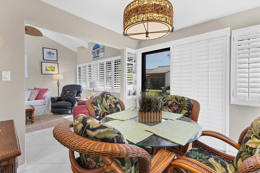 En Venta: $550,000 (2 camas, 2 baños, 1032 Pies cuadrados)