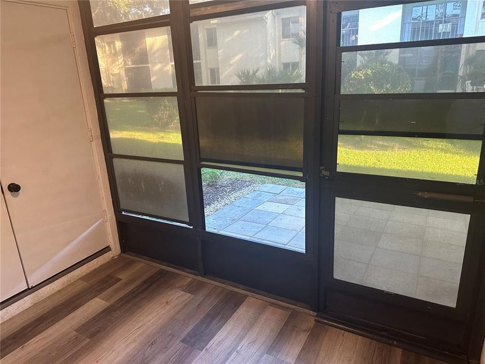 В аренду: $1,800 (2 спален, 2 ванн, 1054 Квадратных фут)