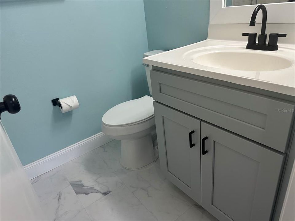 В аренду: $1,800 (2 спален, 2 ванн, 1054 Квадратных фут)