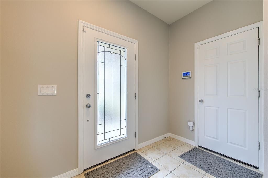 For Sale: $350,000 (3 beds, 2 baths, 1554 Square Feet)