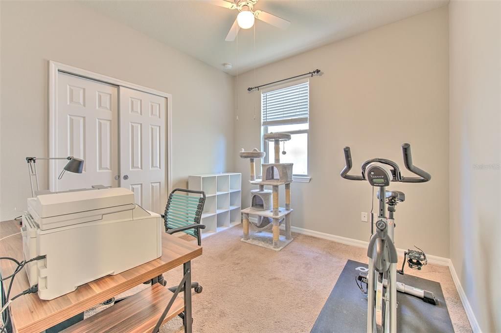 For Sale: $350,000 (3 beds, 2 baths, 1554 Square Feet)