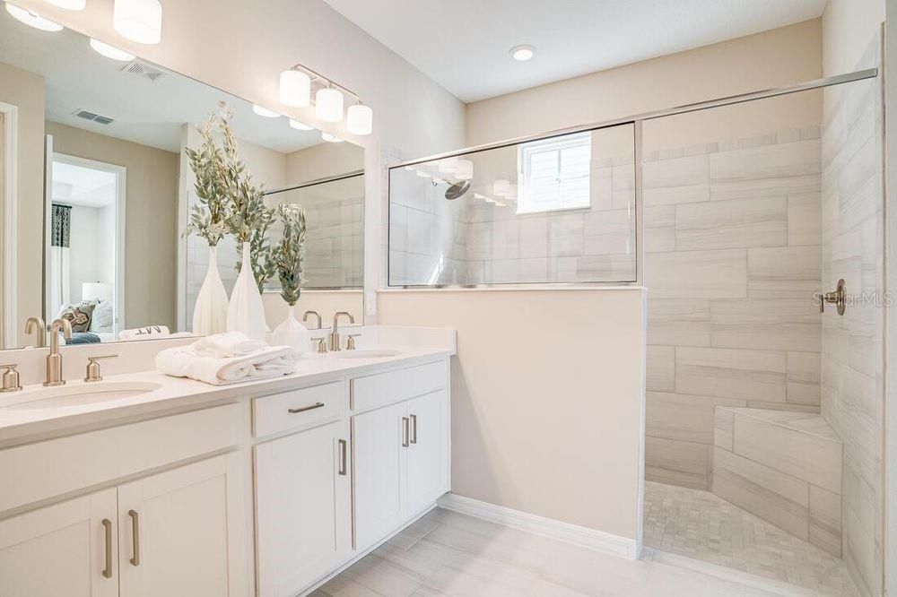 На продажу: $552,759 (4 спален, 3 ванн, 2394 Квадратных фут)