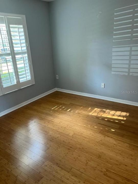 For Rent: $2,400 (3 beds, 2 baths, 1592 Square Feet)