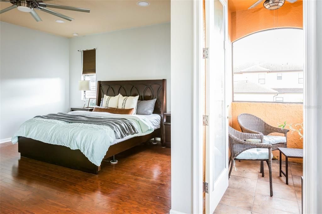 На продажу: $695,000 (4 спален, 3 ванн, 3128 Квадратных фут)