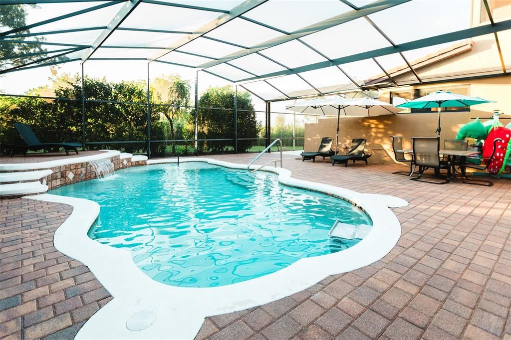 На продажу: $695,000 (4 спален, 3 ванн, 3128 Квадратных фут)