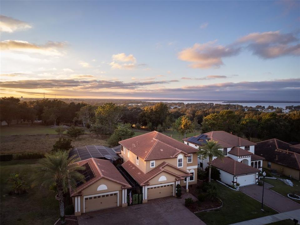 На продажу: $695,000 (4 спален, 3 ванн, 3128 Квадратных фут)