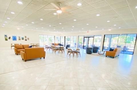 For Sale: $178,900 (2 beds, 2 baths, 1075 Square Feet)