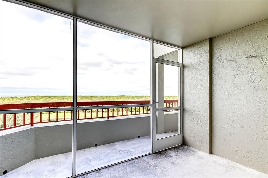 For Sale: $178,900 (2 beds, 2 baths, 1075 Square Feet)