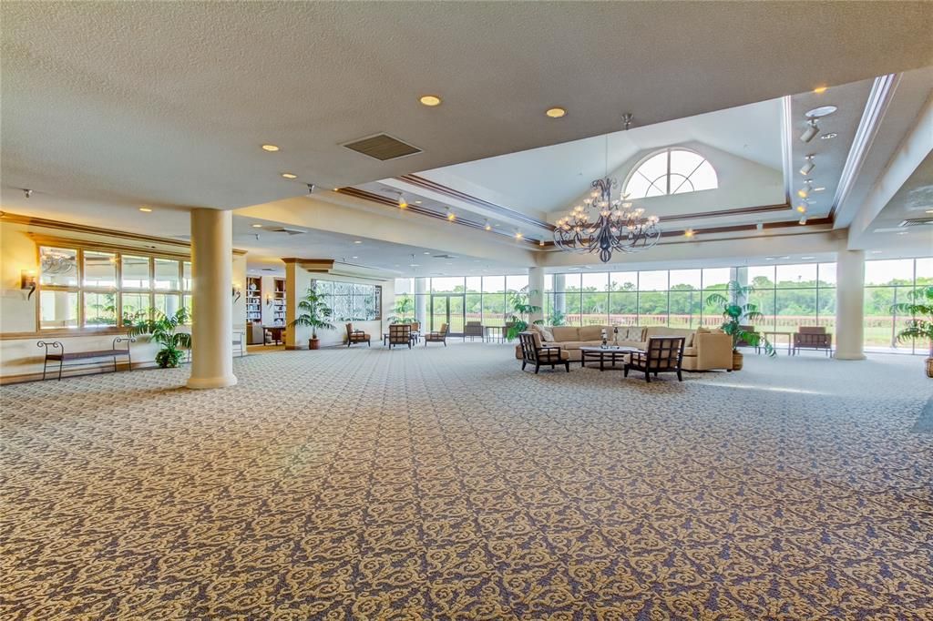 For Sale: $178,900 (2 beds, 2 baths, 1075 Square Feet)