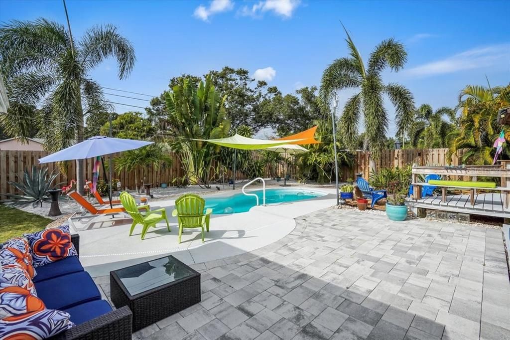 待售: $550,000 (3 贝兹, 2 浴室, 1216 平方英尺)