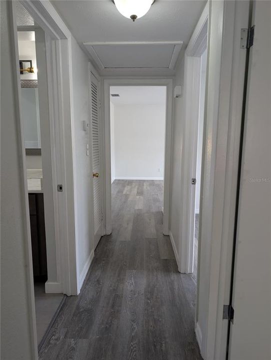 待售: $349,000 (3 贝兹, 1 浴室, 1295 平方英尺)