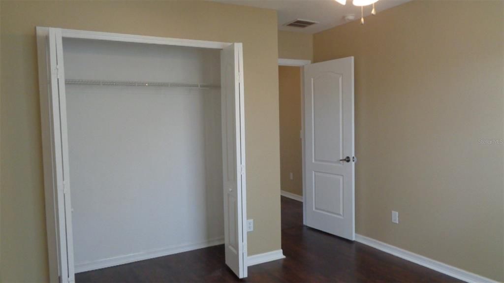 出租: $2,550 (5 贝兹, 2 浴室, 2732 平方英尺)