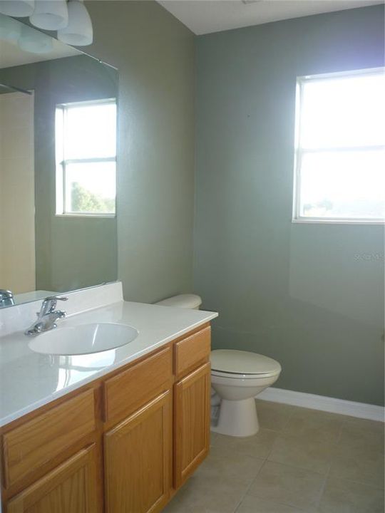 出租: $2,550 (5 贝兹, 2 浴室, 2732 平方英尺)