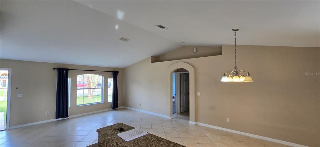 For Sale: $299,999 (3 beds, 2 baths, 1352 Square Feet)