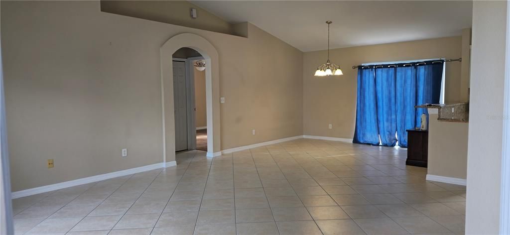 For Sale: $299,999 (3 beds, 2 baths, 1352 Square Feet)