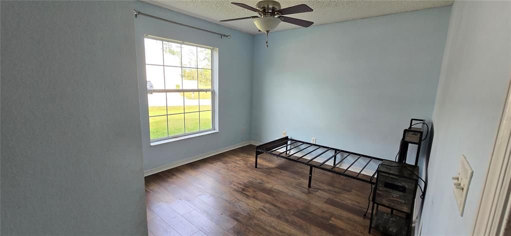 For Sale: $299,999 (3 beds, 2 baths, 1352 Square Feet)