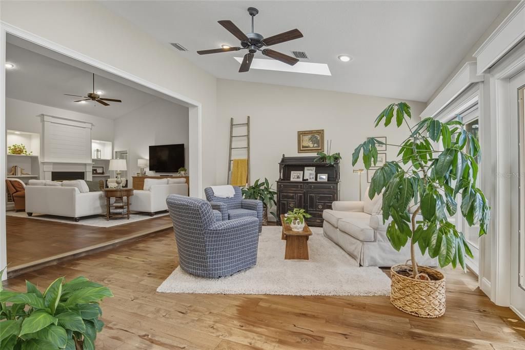 For Sale: $1,025,000 (4 beds, 3 baths, 2971 Square Feet)