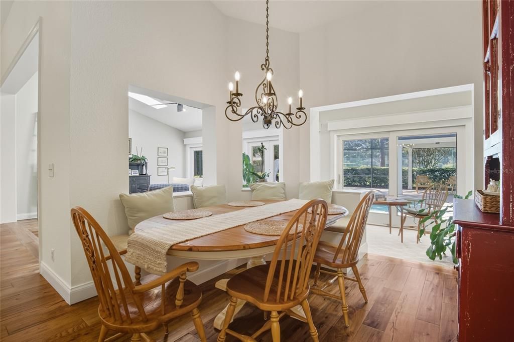 For Sale: $1,025,000 (4 beds, 3 baths, 2971 Square Feet)