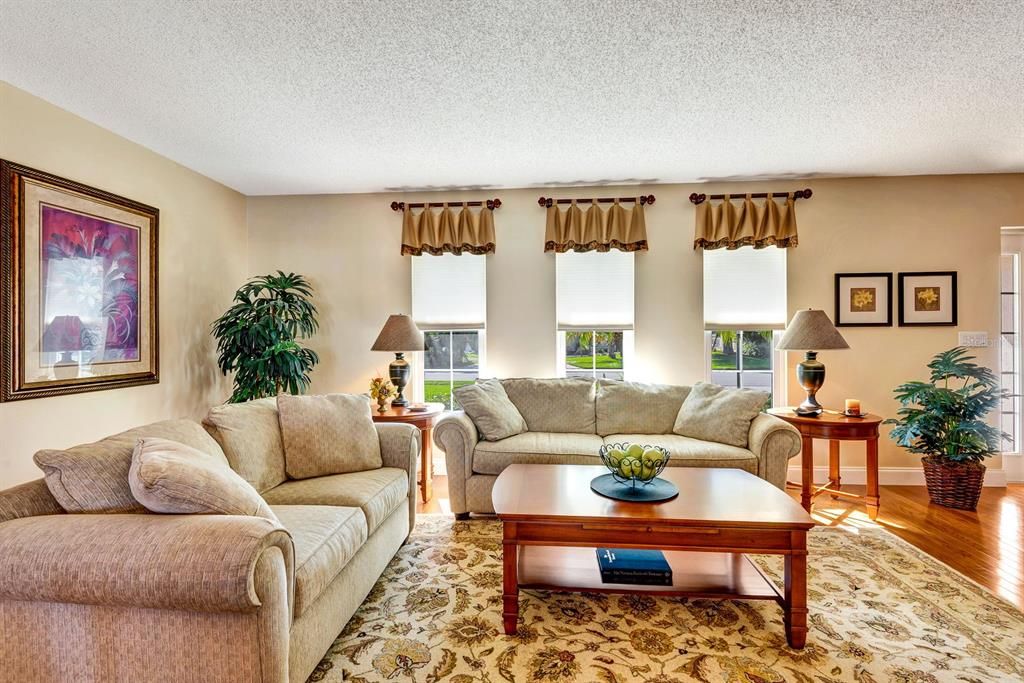 En Venta: $625,000 (3 camas, 2 baños, 1799 Pies cuadrados)