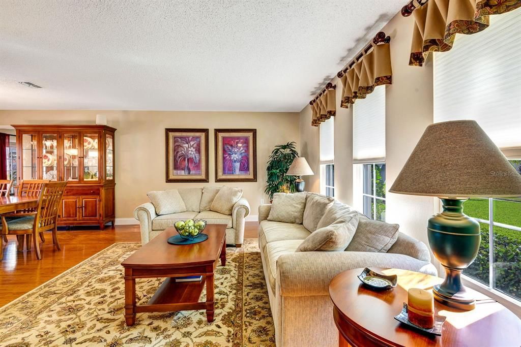 En Venta: $625,000 (3 camas, 2 baños, 1799 Pies cuadrados)